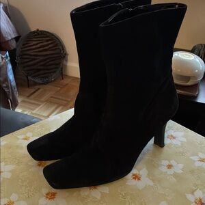 Jones New York Black Heeled Boots suede